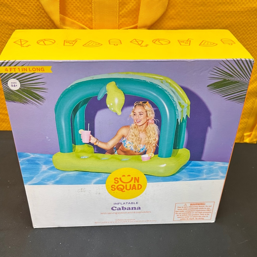 Sun Squad Inflatable Cabana new in excellent condition 4 foot 1 inch long